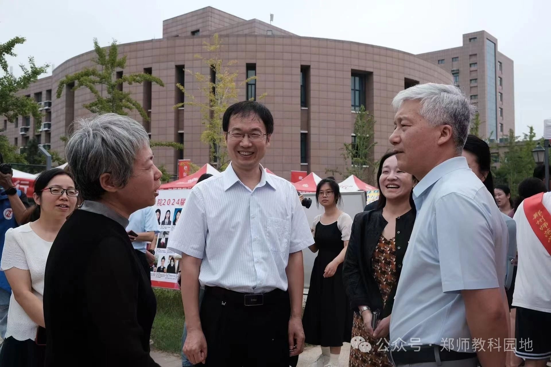 迎新1.jpg