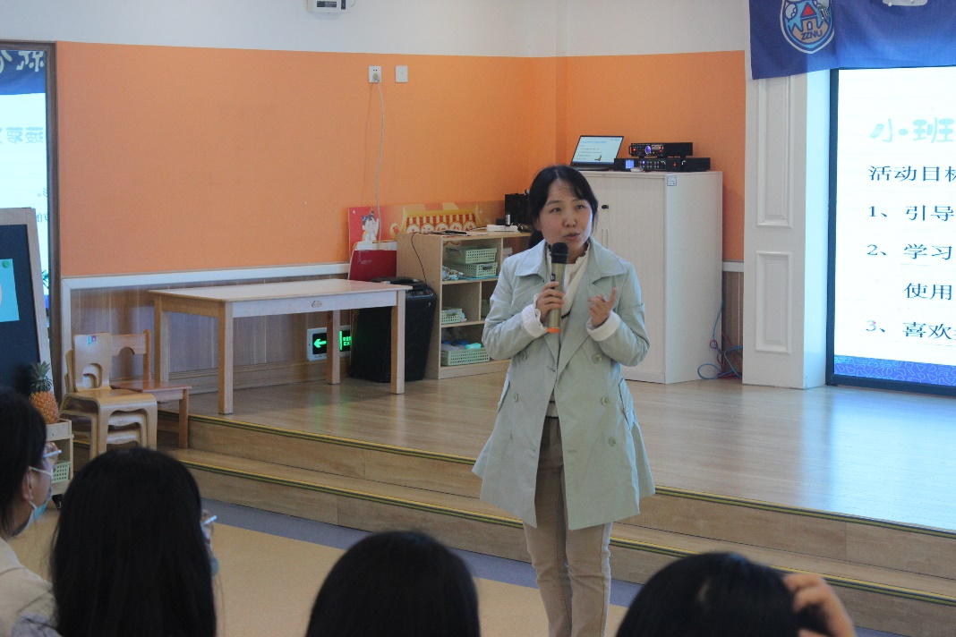 宋妍萍照片.png 宋妍萍照片.png