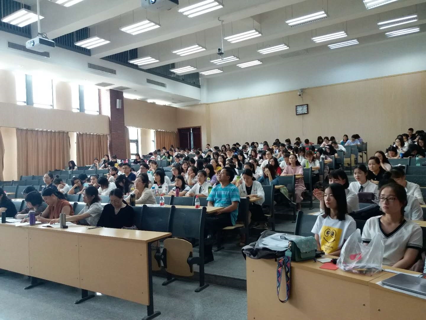 微信图片_20180529170103.jpg 微信图片_20180529170103.jpg